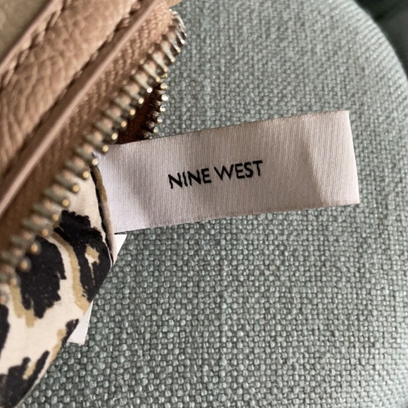 Nine West Small Blush/Cream Purse - Picture 14 of 15